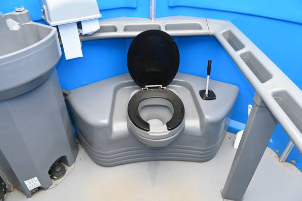Portable Toilet Options We Offer in Oxford, OH